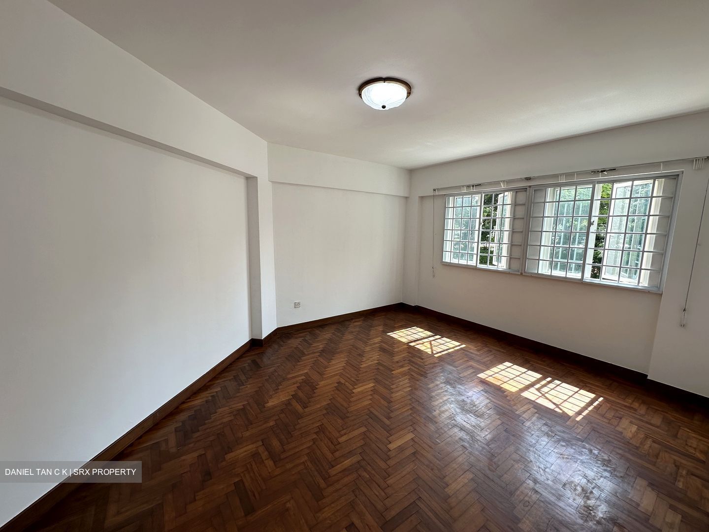 Melville Park (D18), Condominium #572266671